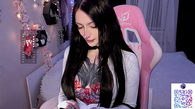 Snapshot of hikmurr chatting on September 2025 11:16:02 PM hikmurr online show from September 2025 11:16:02 PM