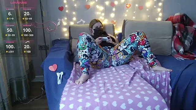 Snapshot of MilaaMilaa chatting on February 2025 03:29:02 AM MilaaMilaa online show from February 2025 03:29:02 AM