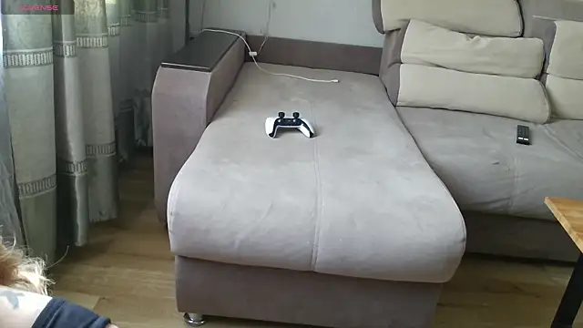 Snapshot of MilaaMilaa chatting on November 2025 02:35:02 AM MilaaMilaa online show from November 2025 02:35:02 AM