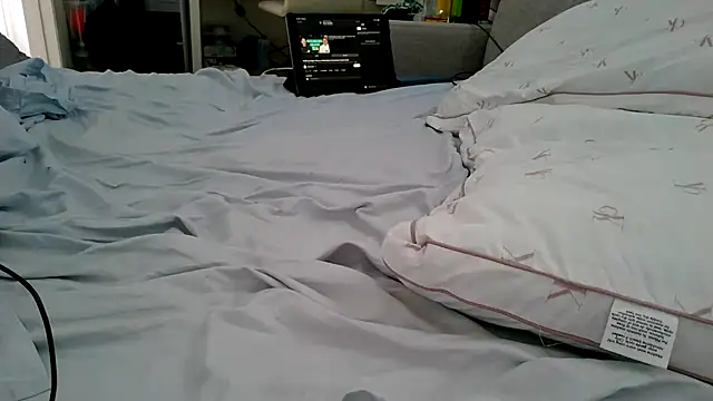 costanza7070 online show from March 2025 03:13:02 PM