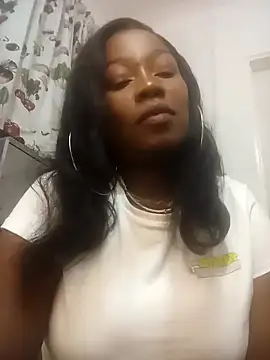 Snapshot of bigbootyboohle chatting on January 2025 05:12:02 PM bigbootyboohle online show from January 2025 05:12:02 PM