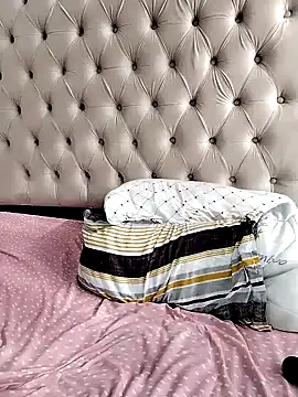 Snapshot of bigbootyboohle chatting on April 2026 01:41:01 PM bigbootyboohle online show from April 2026 01:41:01 PM