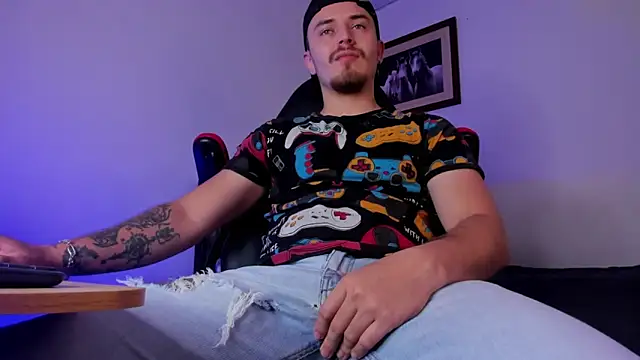 james connor2 online show from January 2025 05:41:01 PM