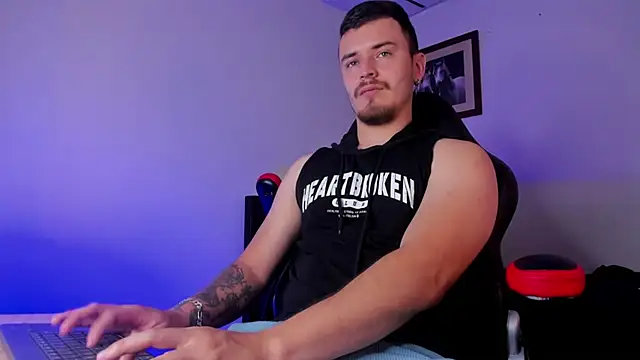 james connor2 online show from January 2025 06:24:02 PM