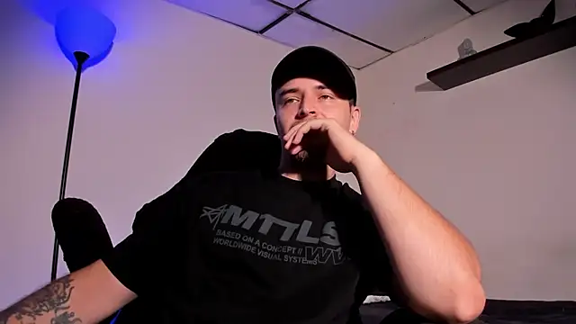 Snapshot of james_connor2 chatting on March 2026 07:20:02 PM james connor2 online show from March 2026 07:20:02 PM