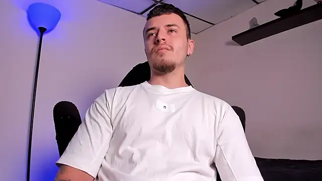 Snapshot of james_connor2 chatting on March 2026 06:51:01 PM james connor2 online show from March 2026 06:51:01 PM