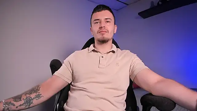 Snapshot of james_connor2 chatting on April 2026 03:00:01 PM james connor2 online show from April 2026 03:00:01 PM