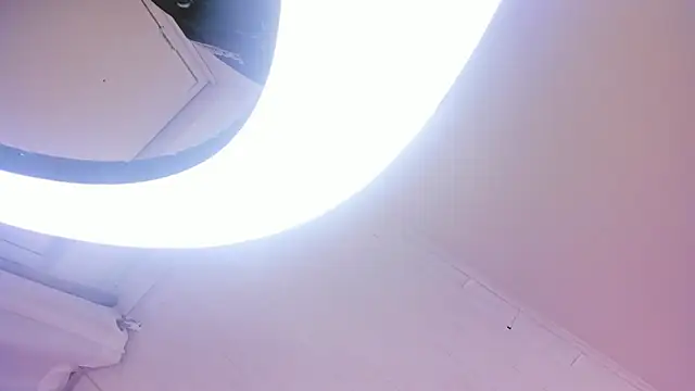 Snapshot of TiffanyWright chatting on November 2025 11:40:02 AM TiffanyWright online show from November 2025 11:40:02 AM