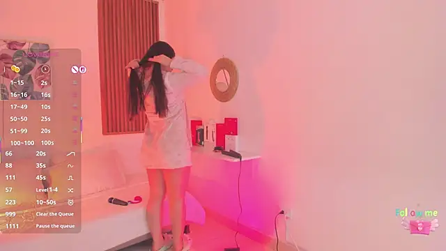 Snapshot of TiffanyWright chatting on November 2025 01:49:02 PM TiffanyWright online show from November 2025 01:49:02 PM