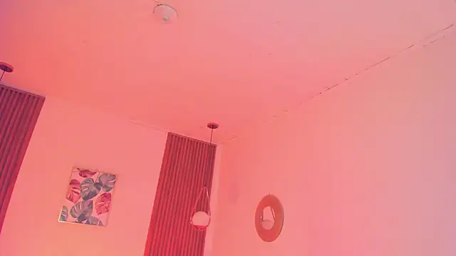 Snapshot of TiffanyWright chatting on November 2025 11:42:01 AM TiffanyWright online show from November 2025 11:42:01 AM