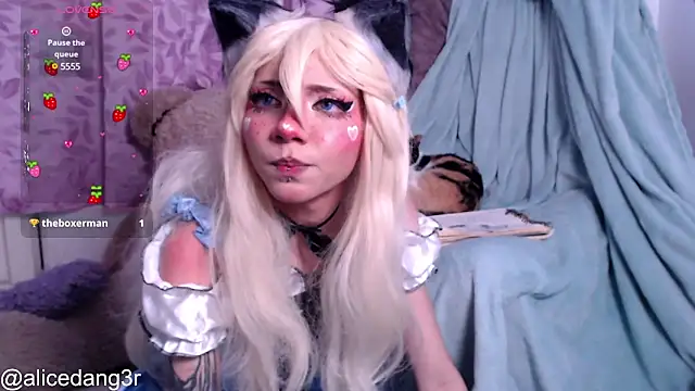 Snapshot of Alicedangerrr chatting on February 2025 12:26:01 AM Alicedangerrr online show from February 2025 12:26:01 AM
