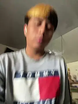 Snapshot of FlpGmz chatting on September 2025 06:12:02 PM FlpGmz online show from September 2025 06:12:02 PM