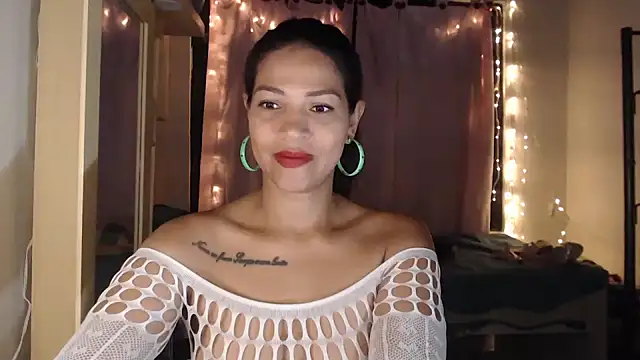 Snapshot of makennaa_ chatting on September 2025 09:35:02 AM makennaa online show from September 2025 09:35:02 AM