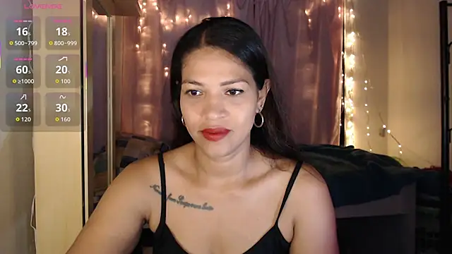 Snapshot of makennaa_ chatting on October 2025 10:05:01 AM makennaa online show from October 2025 10:05:01 AM