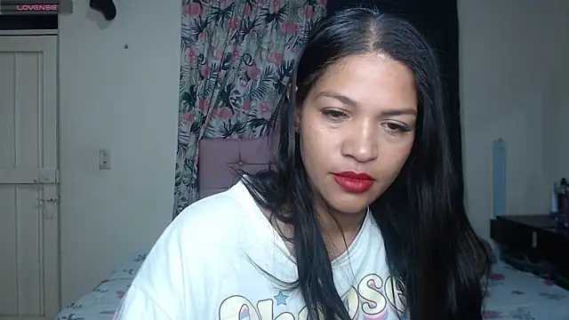 Snapshot of makennaa_ chatting on July 2026 10:10:01 AM makennaa online show from July 2026 10:10:01 AM