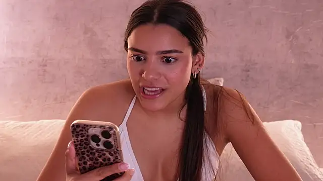 Nicky and Blake online show from October 2025 08:00:02 PM