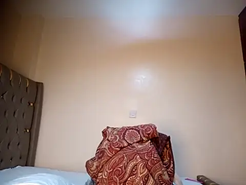 Pretty tiffany online show from November 2025 10:36:02 AM