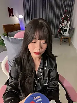 -rosiie- online show from February 2025 04:15:02 PM