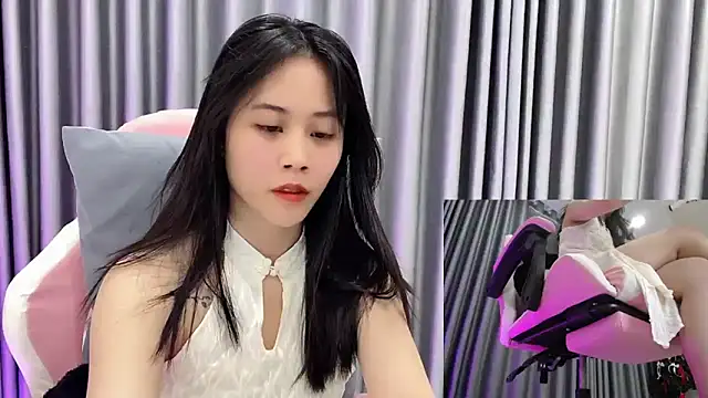 -rosiie- online show from March 2025 02:25:02 AM