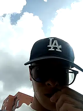 Cuervo maniaco online show from December 2024 03:25:02 PM