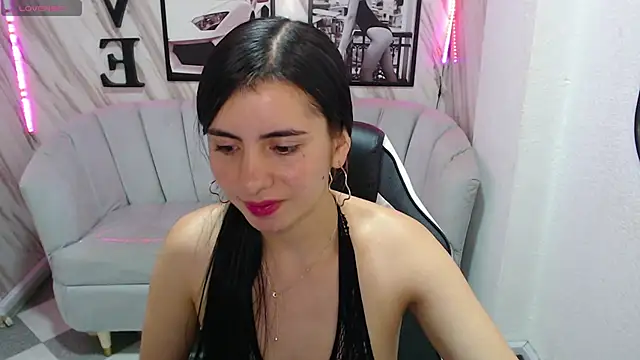 Snapshot of _samantha_b chatting on December 2024 03:44:02 PM samantha b online show from December 2024 03:44:02 PM