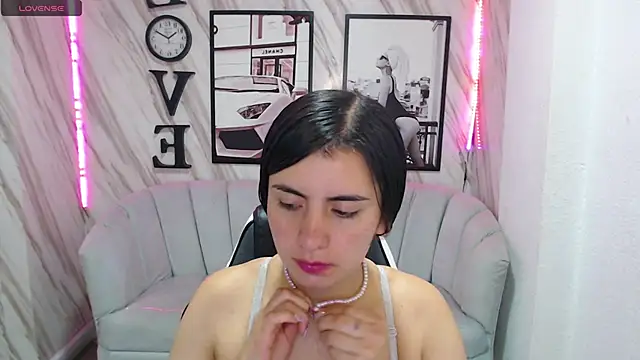 Snapshot of _samantha_b chatting on December 2024 12:45:02 PM samantha b online show from December 2024 12:45:02 PM