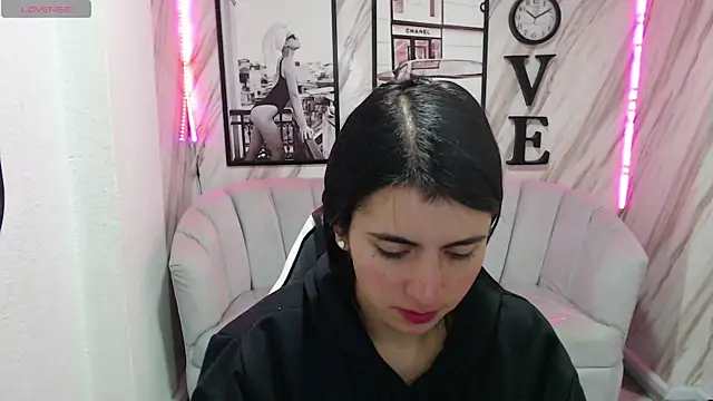 Snapshot of _samantha_b chatting on January 2025 12:41:02 PM samantha b online show from January 2025 12:41:02 PM