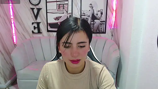 Snapshot of _samantha_b chatting on January 2025 06:53:02 PM samantha b online show from January 2025 06:53:02 PM