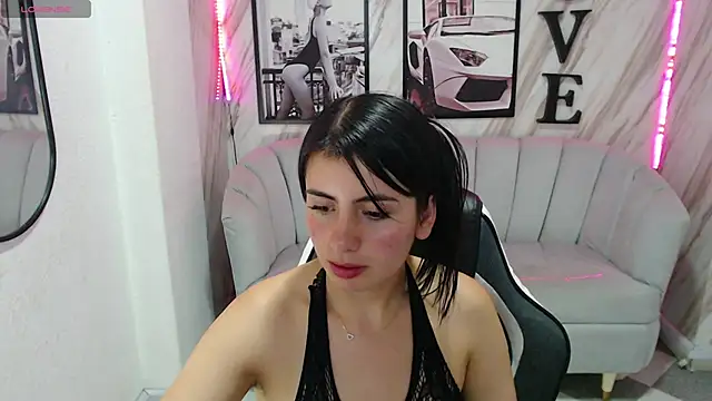 Snapshot of _samantha_b chatting on January 2025 06:56:02 PM samantha b online show from January 2025 06:56:02 PM
