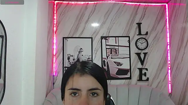 Snapshot of _samantha_b chatting on January 2025 12:51:02 PM samantha b online show from January 2025 12:51:02 PM