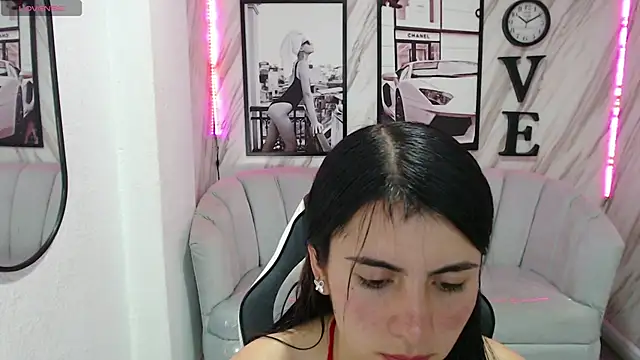 Snapshot of _samantha_b chatting on January 2025 03:55:02 PM samantha b online show from January 2025 03:55:02 PM