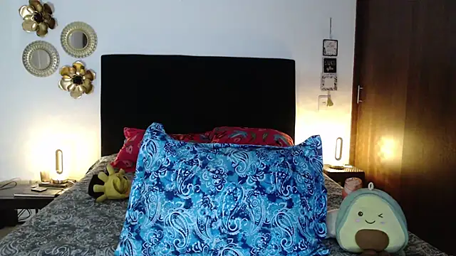 TatianaMonteross online show from October 2025 04:16:02 AM