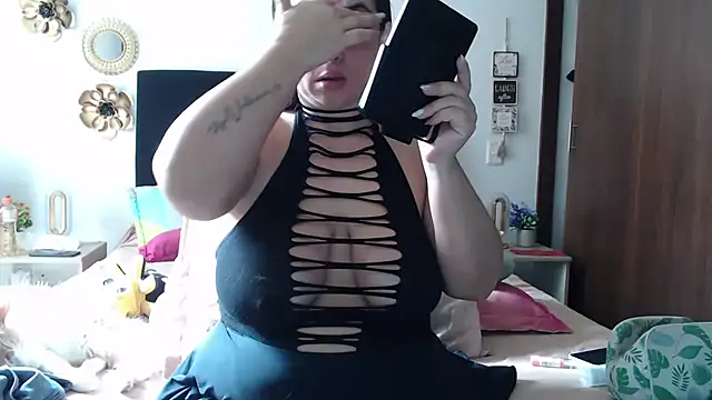 TatianaMonteross online show from December 2025 05:21:01 PM