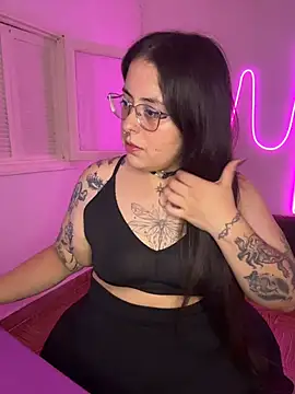 Mizztikaa online show from March 2026 06:52:01 PM