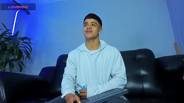 Rob saenz  online show from September 2025 03:13:01 PM