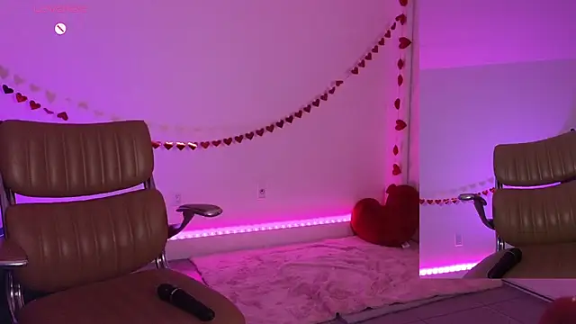 Sapphir3xoxo online show from February 2025 01:10:01 AM