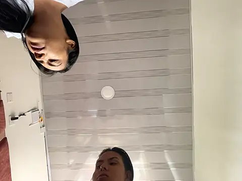 Snapshot of Candy_sexyy chatting on April 2026 01:52:02 PM Candy sexyy online show from April 2026 01:52:02 PM