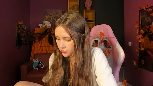 Snapshot of MaryannSoftt chatting on October 2025 03:56:02 PM MaryannSoftt online show from October 2025 03:56:02 PM