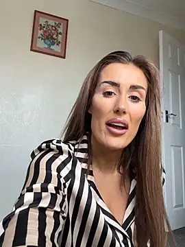 UKSYDNEYFOX online show from March 2025 09:17:02 AM