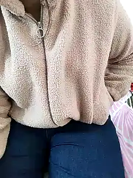 Snapshot of Diya_Chopra chatting on January 2025 10:16:02 AM Diya Chopra online show from January 2025 10:16:02 AM