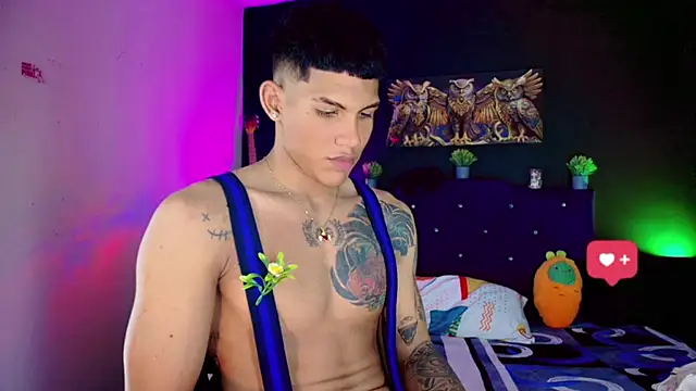 Damian latinxxx online show from February 2025 09:10:01 AM
