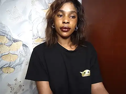 Snapshot of _Gyy_ chatting on October 2025 08:23:02 AM  Gyy  online show from October 2025 08:23:02 AM