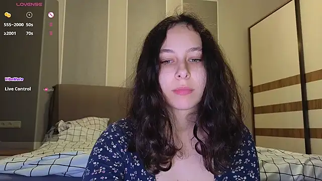 Snapshot of Agatha_Sade chatting on February 2025 03:32:01 PM Agatha Sade online show from February 2025 03:32:01 PM