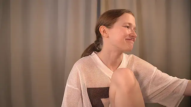 Snapshot of brendacom chatting on January 2025 05:09:01 AM brendacom online show from January 2025 05:09:01 AM