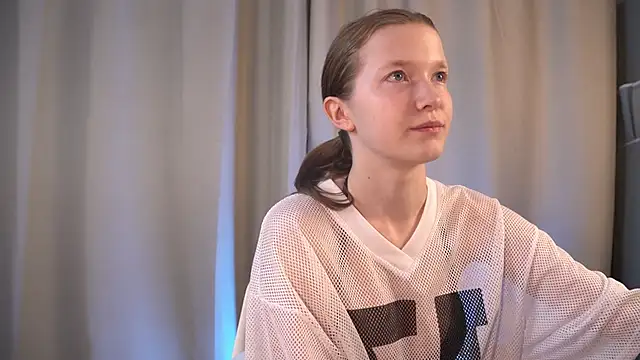 Snapshot of brendacom chatting on February 2025 02:08:01 AM brendacom online show from February 2025 02:08:01 AM