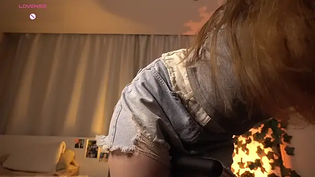 brendacom online show from April 2026 04:12:02 PM