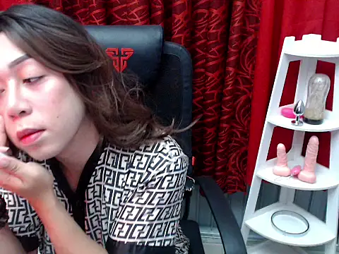 Snapshot of urprincessnicolexxx chatting on May 2026 01:47:02 AM urprincessnicolexxx online show from May 2026 01:47:02 AM