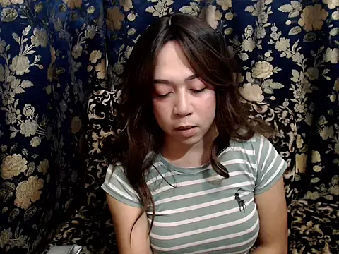 Snapshot of urprincessnicolexxx chatting on May 2026 08:32:01 AM urprincessnicolexxx online show from May 2026 08:32:01 AM