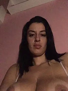 Snapshot of Catmila94 chatting on April 2026 04:57:02 AM Catmila94 online show from April 2026 04:57:02 AM