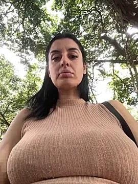 Snapshot of Catmila94 chatting on May 2026 02:33:02 PM Catmila94 online show from May 2026 02:33:02 PM